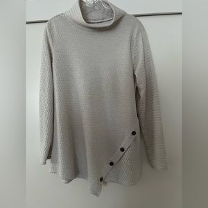 New York Laundry Lightweight Relaxed Fit Sweater Size L